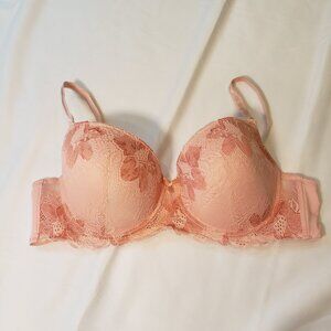 Laura Ashley Everyday Comfort Underwire Padded Bra Size 38C